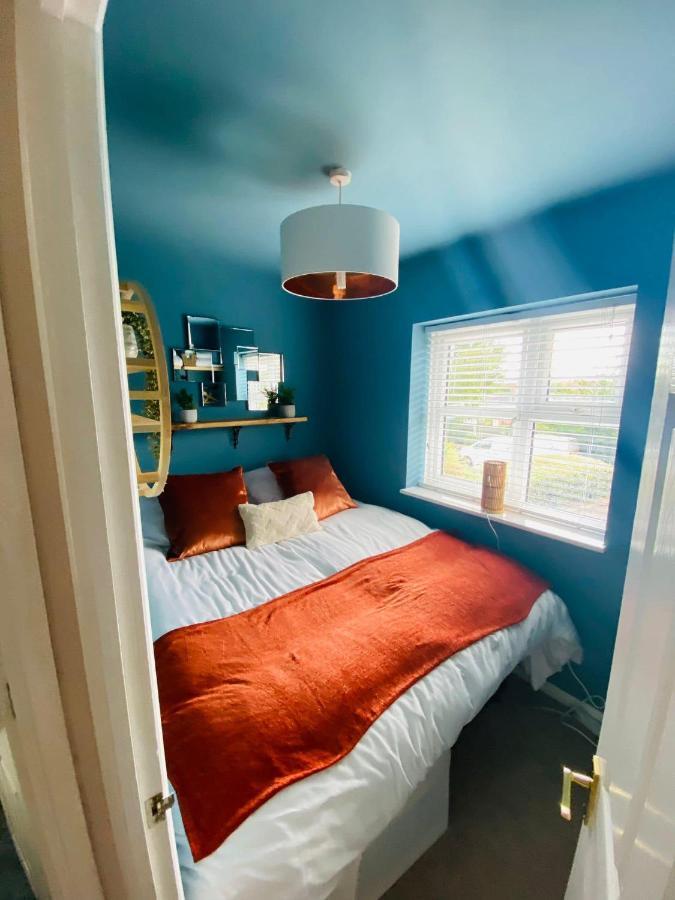 Coastal 2 Bedroom Maisonette With Parking Eastbourne Exterior photo